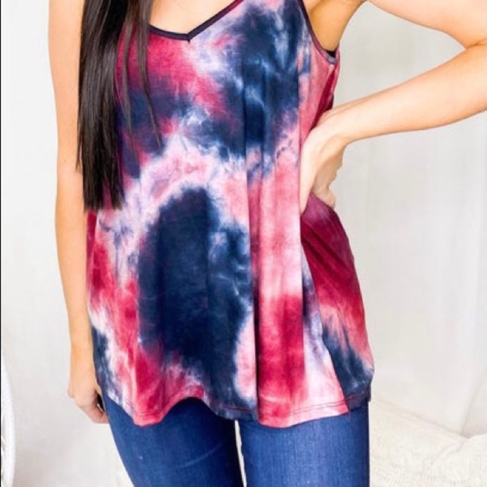 NWOT White Birch medium navy and burgundy camisole